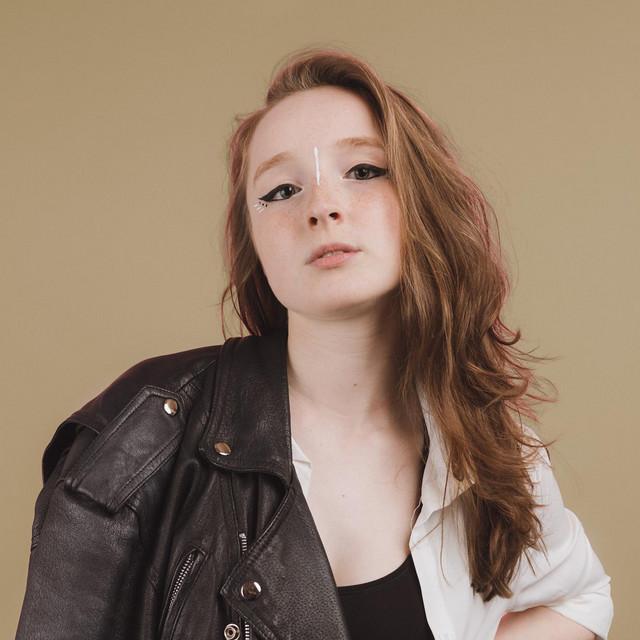 Zoe Graham