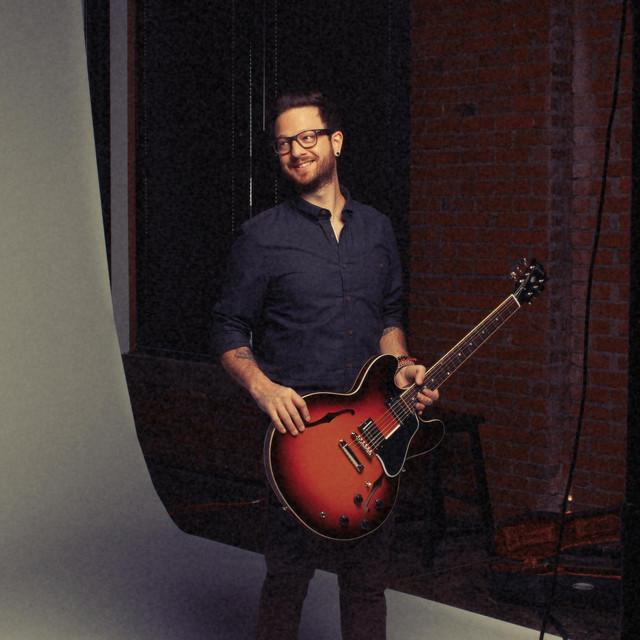 Chris August