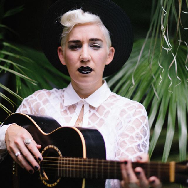 Zoe Boekbinder