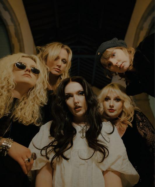 VENUS GRRRLS