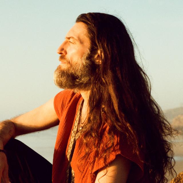 Estas Tonne