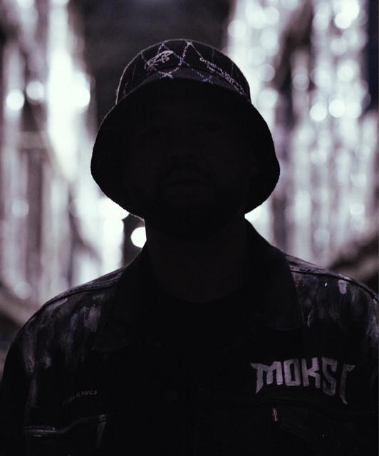 Moksi