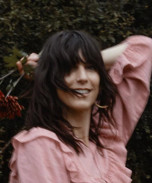 Nicki Bluhm