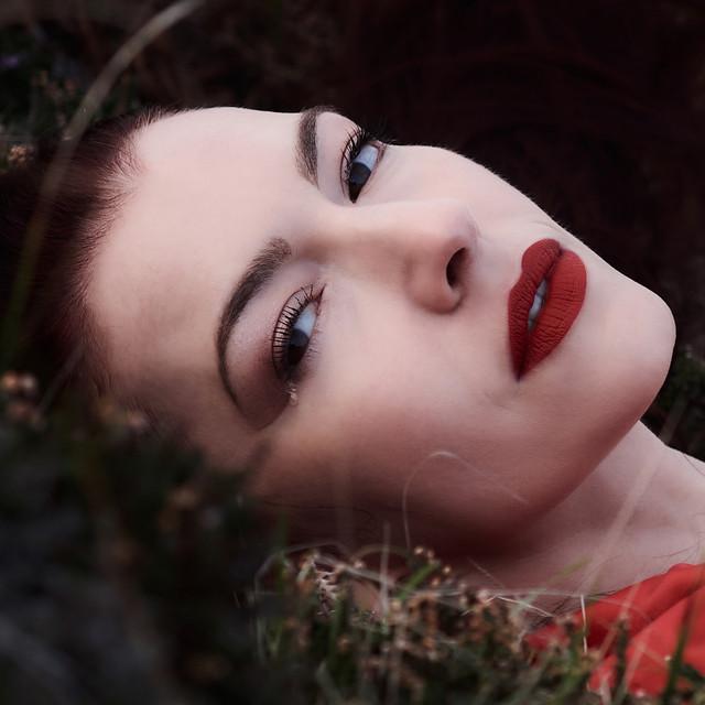 Chrysta Bell