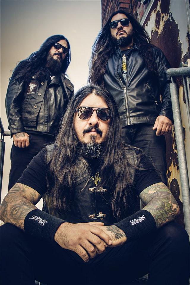 KRISIUN   BAEST   DEFACING GOD - KRISIUN   BAEST   DEFACING GOD   TRIAGONE