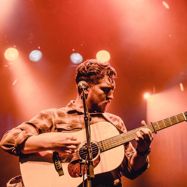 Tyler Childers: Send in the Hounds Tour with Marcus King
