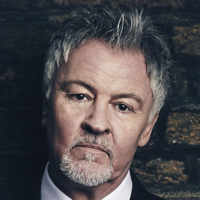 Paul Young - Behind The Lens Tour