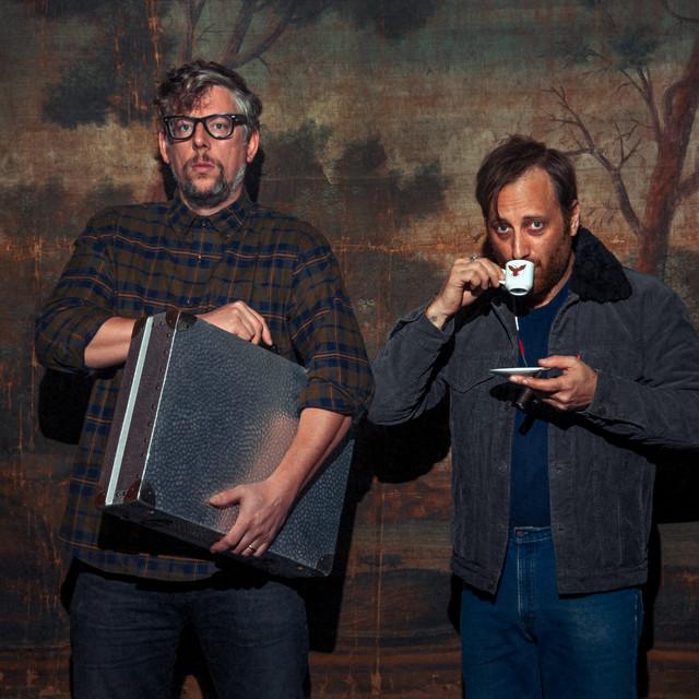 The Black Keys w/special guest Band of Horses-The Dropout Boogie Tour